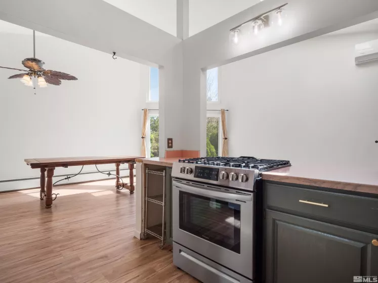 628 Highland, Carson City, Nevada 89703, 3 Bedrooms Bedrooms, ,2 BathroomsBathrooms,Residential,Residential,Highland,240000447