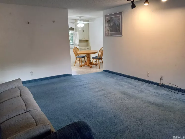 1940 4th, Sparks, Nevada 89431, 2 Bedrooms Bedrooms, ,1 BathroomBathrooms,Residential,Residential,4th,240013161