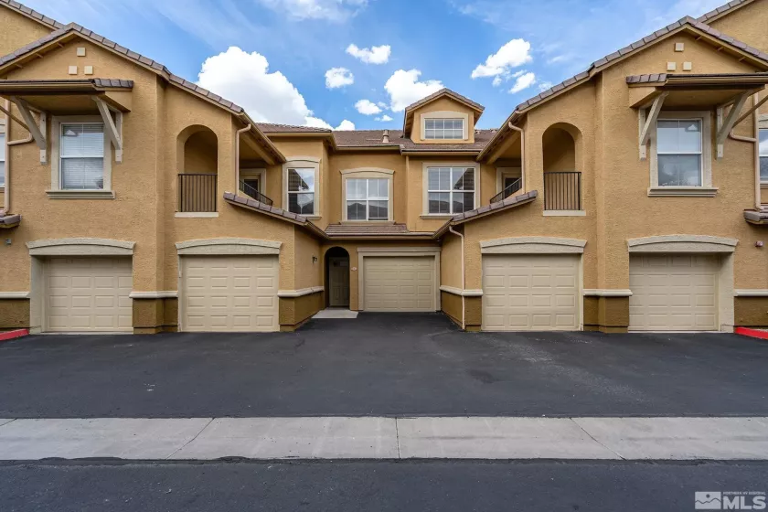 1325 Meadows, Reno, Nevada 89521, 1 Bedroom Bedrooms, ,1 BathroomBathrooms,Residential,Residential,Meadows,250004999