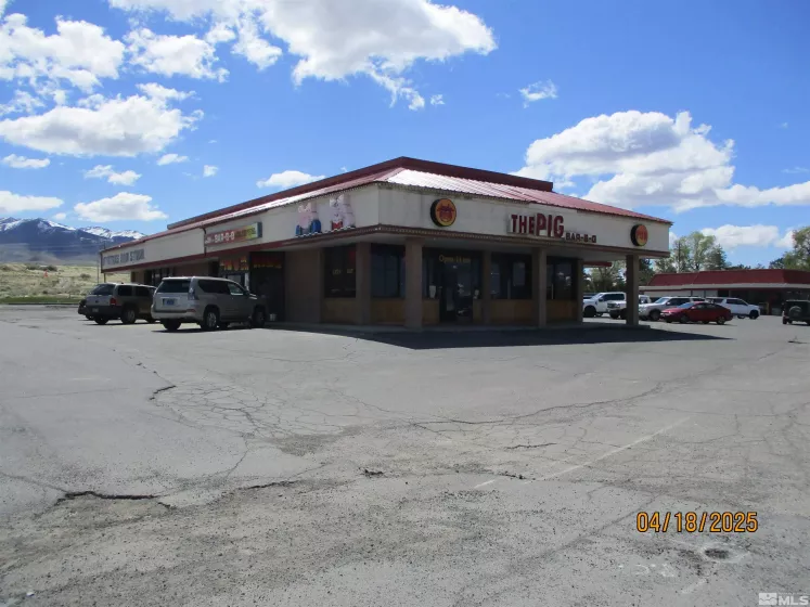 1139 Winnemucca, Winnemucca, Nevada 89445, ,Commercial Sale,Residential,Winnemucca,250005199