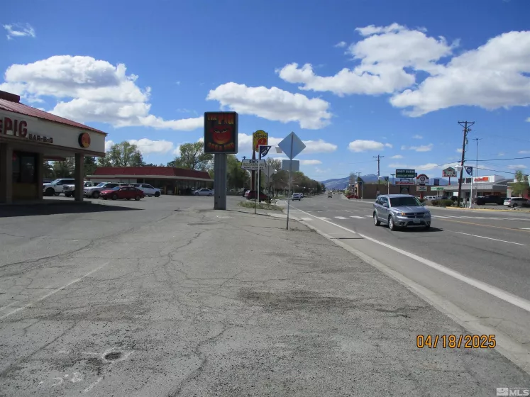 1139 Winnemucca, Winnemucca, Nevada 89445, ,Commercial Sale,Residential,Winnemucca,250005199