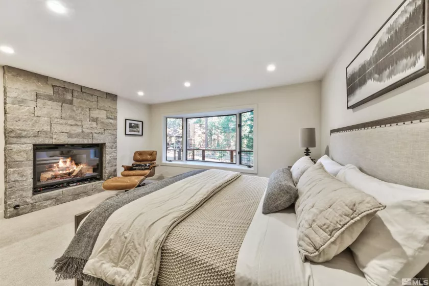 150 Juanita, Incline Village, Nevada 89451, 3 Bedrooms Bedrooms, ,4 BathroomsBathrooms,Residential,Residential,Juanita,250005179