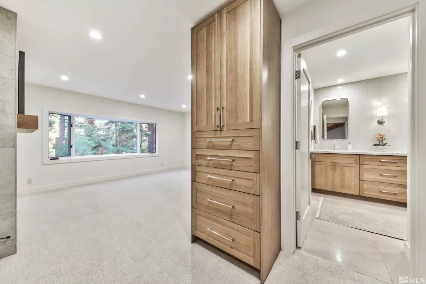 150 Juanita, Incline Village, Nevada 89451, 3 Bedrooms Bedrooms, ,4 BathroomsBathrooms,Residential,Residential,Juanita,250005179