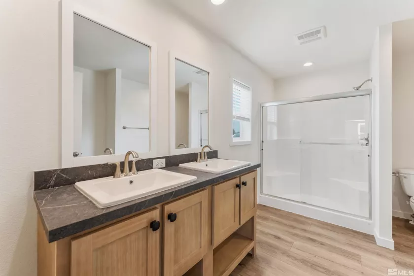 575 Babb, Fallon, Nevada 89406, 3 Bedrooms Bedrooms, ,2 BathroomsBathrooms,Residential,Residential,Babb,240015412