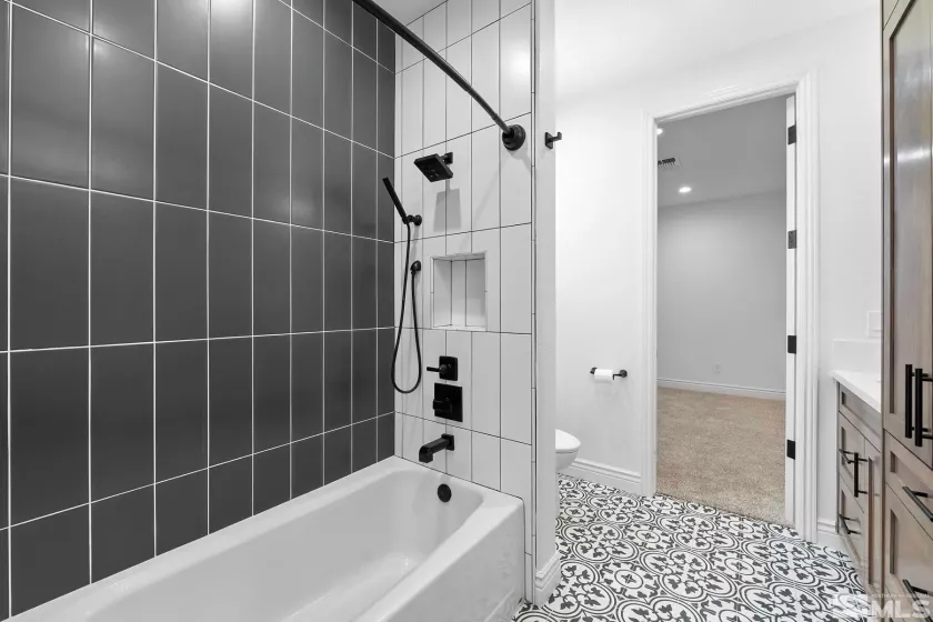 13000 Silver Wolf, Reno, Nevada 89511, 5 Bedrooms Bedrooms, ,4 BathroomsBathrooms,Residential,Residential,Silver Wolf,250005172