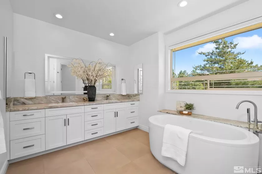13000 Silver Wolf, Reno, Nevada 89511, 5 Bedrooms Bedrooms, ,4 BathroomsBathrooms,Residential,Residential,Silver Wolf,250005172