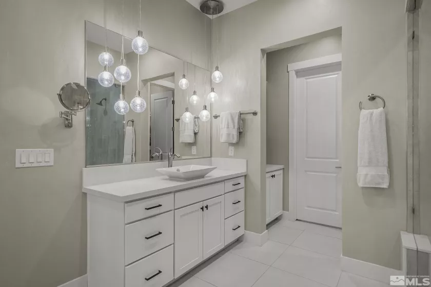 718 Pleasant Oak, Reno, Nevada 89511, 3 Bedrooms Bedrooms, ,4 BathroomsBathrooms,Residential,Residential,Pleasant Oak,240014736