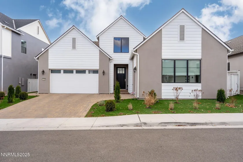 718 Pleasant Oak, Reno, Nevada 89511, 3 Bedrooms Bedrooms, ,4 BathroomsBathrooms,Residential,Residential,Pleasant Oak,240014736