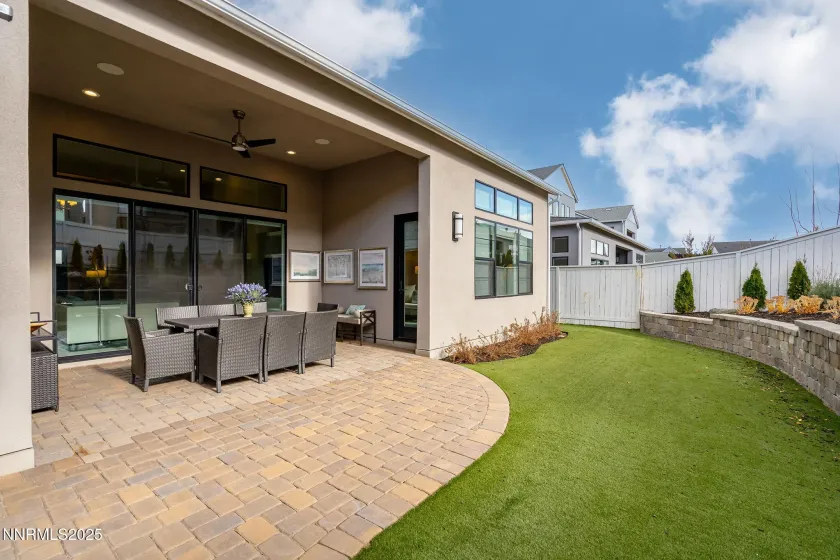 718 Pleasant Oak, Reno, Nevada 89511, 3 Bedrooms Bedrooms, ,4 BathroomsBathrooms,Residential,Residential,Pleasant Oak,240014736