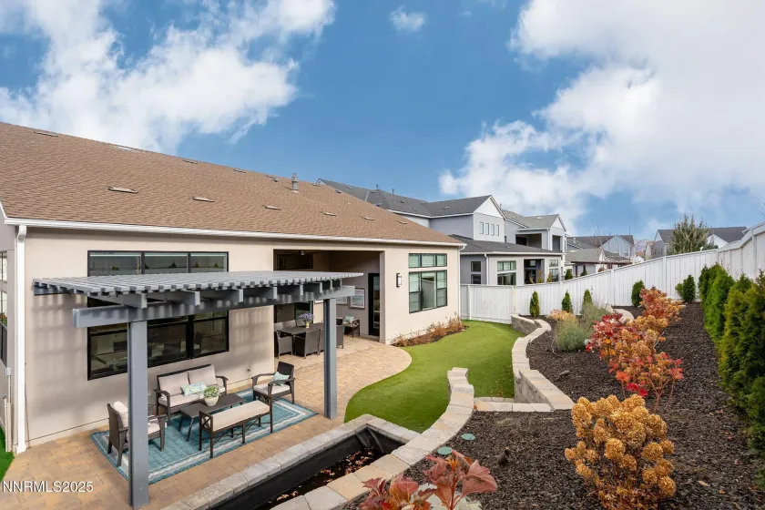 718 Pleasant Oak, Reno, Nevada 89511, 3 Bedrooms Bedrooms, ,4 BathroomsBathrooms,Residential,Residential,Pleasant Oak,240014736