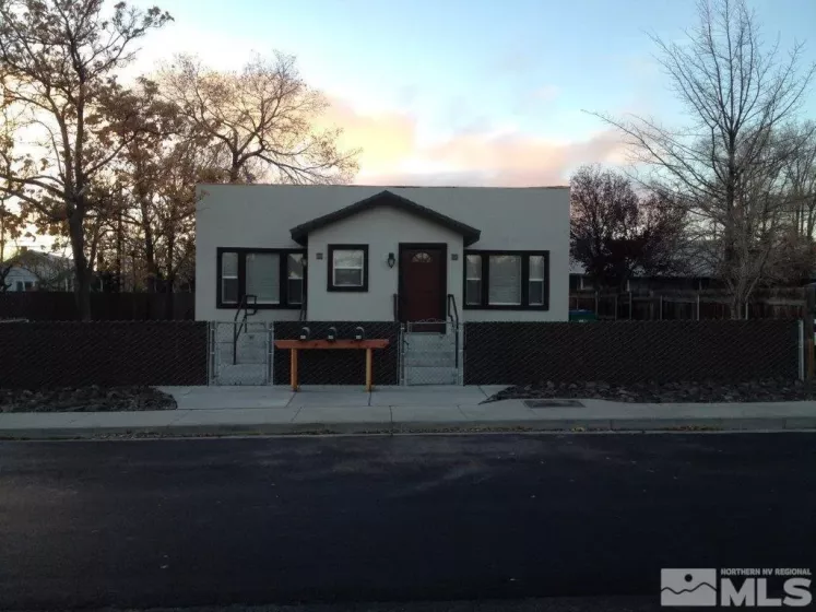 462 Laurel, Reno, Nevada 89512, ,Residential Income,Residential,Laurel,250000365