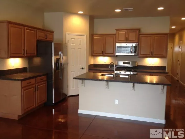 462 Laurel, Reno, Nevada 89512, ,Residential Income,Residential,Laurel,250000365