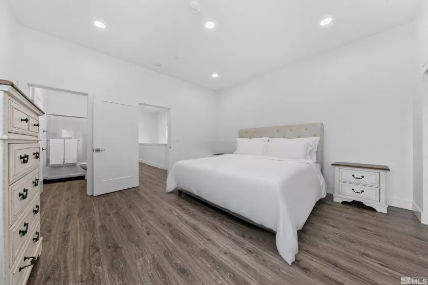 1929 Highway 395, Gardnerville, Nevada 89410, ,Commercial Sale,Residential,Highway 395,250004928