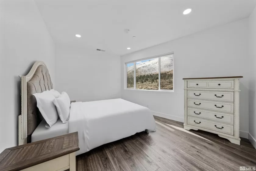 1929 Highway 395, Gardnerville, Nevada 89410, ,Commercial Sale,Residential,Highway 395,250004928
