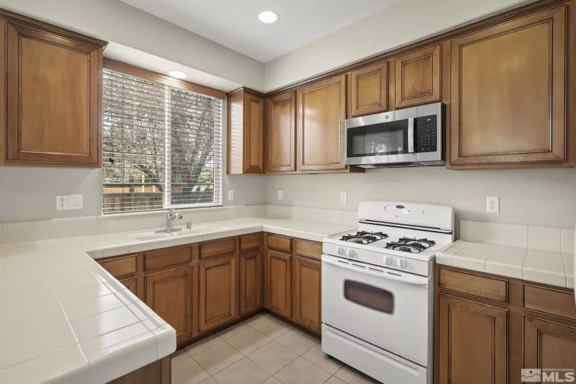 3988 Dominus, Sparks, Nevada 89436, 3 Bedrooms Bedrooms, ,3 BathroomsBathrooms,Residential,Residential,Dominus,250005151