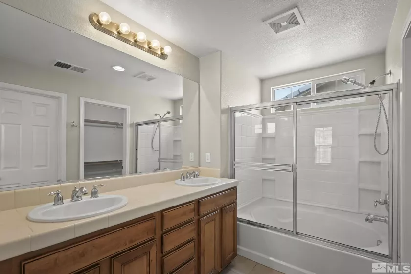 3988 Dominus, Sparks, Nevada 89436, 3 Bedrooms Bedrooms, ,3 BathroomsBathrooms,Residential,Residential,Dominus,250005151