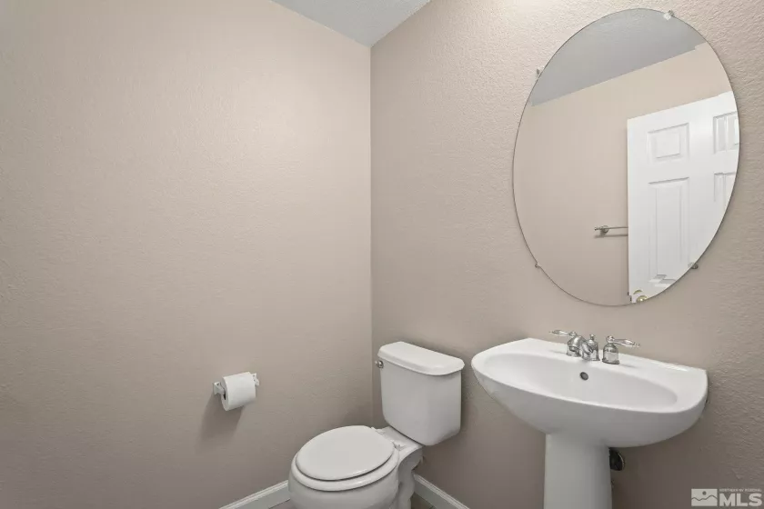 3988 Dominus, Sparks, Nevada 89436, 3 Bedrooms Bedrooms, ,3 BathroomsBathrooms,Residential,Residential,Dominus,250005151