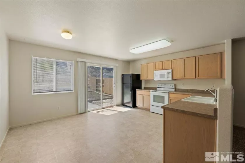 7420 Tallgrass, Reno, Nevada 89506, 2 Bedrooms Bedrooms, ,2 BathroomsBathrooms,Residential,Residential,Tallgrass,250005149