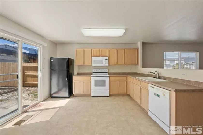 7420 Tallgrass, Reno, Nevada 89506, 2 Bedrooms Bedrooms, ,2 BathroomsBathrooms,Residential,Residential,Tallgrass,250005149