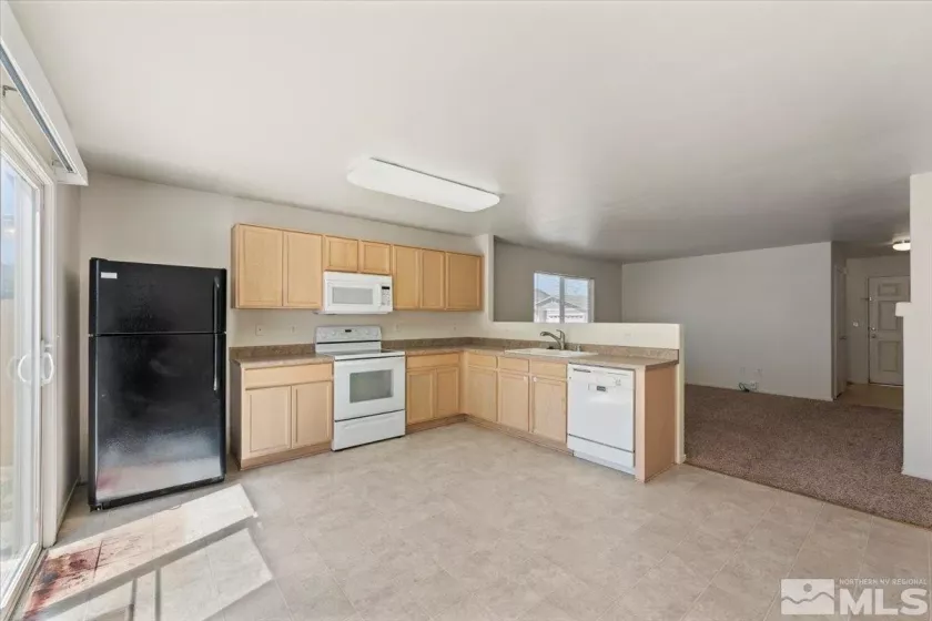 7420 Tallgrass, Reno, Nevada 89506, 2 Bedrooms Bedrooms, ,2 BathroomsBathrooms,Residential,Residential,Tallgrass,250005149
