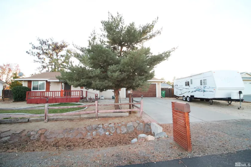 27 Amanda, Sparks, Nevada 89436, 2 Bedrooms Bedrooms, ,1 BathroomBathrooms,Residential,Residential,Amanda,240013525