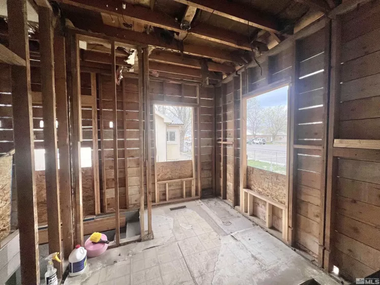 460 5th, Battle Mountain, Nevada 89820, 2 Bedrooms Bedrooms, ,1 BathroomBathrooms,Residential,Residential,5th,250004812
