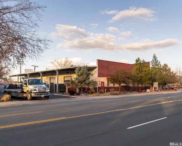 1855 Peckham, Reno, Nevada 89502, ,Commercial Sale,Residential,Peckham,250005129
