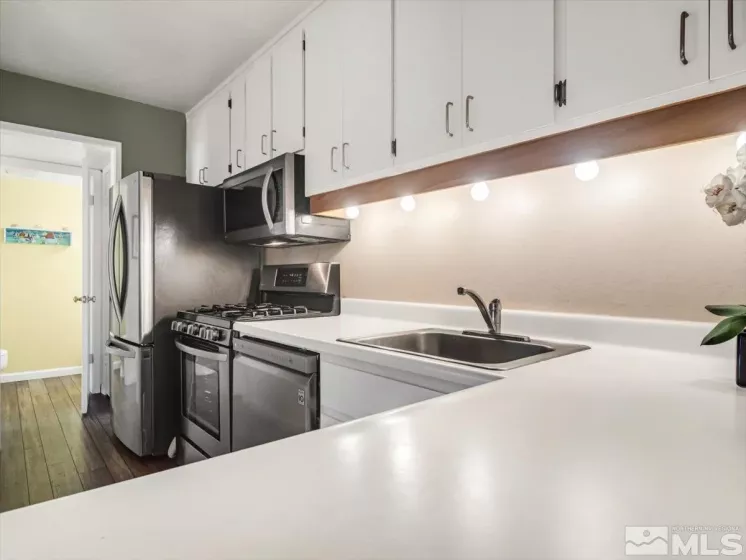 555 Tahoe Keys, South Lake Tahoe, California 96150, 2 Bedrooms Bedrooms, ,2 BathroomsBathrooms,Residential,Residential,Tahoe Keys,250005112