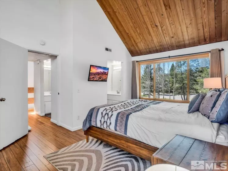 555 Tahoe Keys, South Lake Tahoe, California 96150, 2 Bedrooms Bedrooms, ,2 BathroomsBathrooms,Residential,Residential,Tahoe Keys,250005112