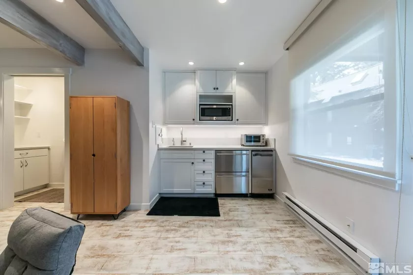 989 Tahoe, Incline Village, Nevada 89451, 3 Bedrooms Bedrooms, ,2 BathroomsBathrooms,Residential,Residential,Tahoe,250005115