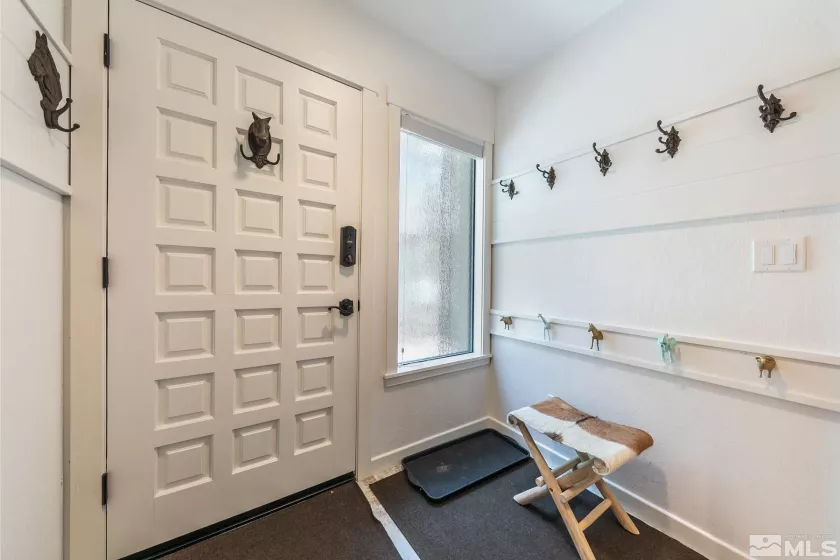 989 Tahoe, Incline Village, Nevada 89451, 3 Bedrooms Bedrooms, ,2 BathroomsBathrooms,Residential,Residential,Tahoe,250005115