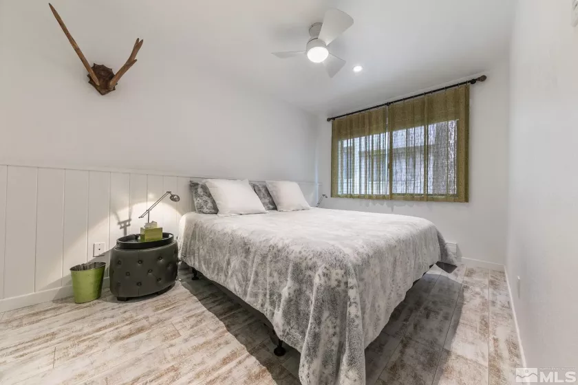 989 Tahoe, Incline Village, Nevada 89451, 3 Bedrooms Bedrooms, ,2 BathroomsBathrooms,Residential,Residential,Tahoe,250005115