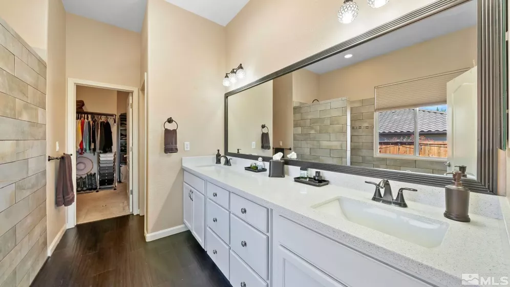 2485 Firenze, Sparks, Nevada 89434, 4 Bedrooms Bedrooms, ,4 BathroomsBathrooms,Residential,Residential,Firenze,250005258