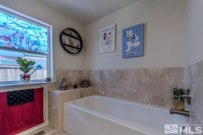 1117 Dixie, Fernley, Nevada 89408, 3 Bedrooms Bedrooms, ,2 BathroomsBathrooms,Residential,Residential,Dixie,250005104