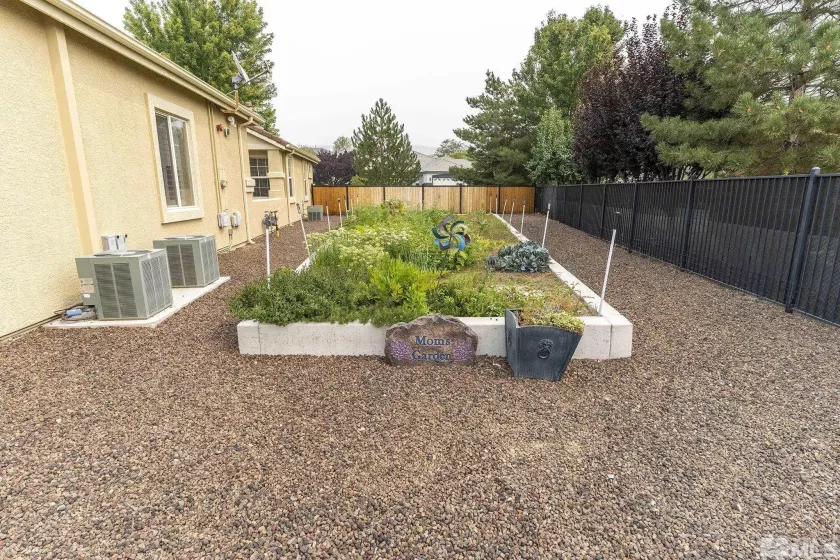 7777 Rustler, Sparks, Nevada 89436, 6 Bedrooms Bedrooms, ,4 BathroomsBathrooms,Residential,Residential,Rustler,250004982