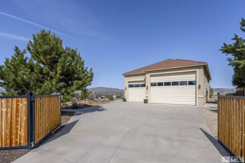 7777 Rustler, Sparks, Nevada 89436, 6 Bedrooms Bedrooms, ,4 BathroomsBathrooms,Residential,Residential,Rustler,250004982