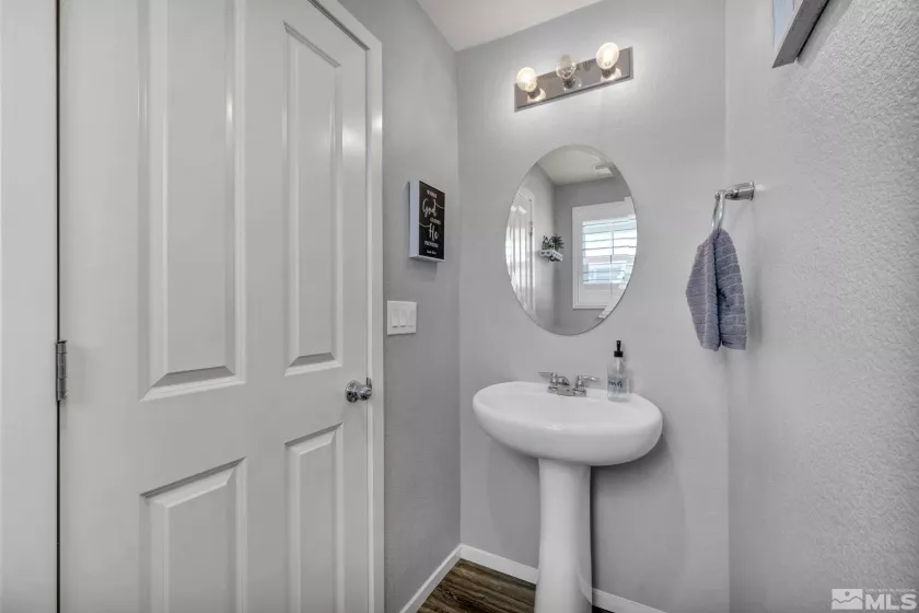 14352 Durham, Reno, Nevada 89506, 4 Bedrooms Bedrooms, ,3 BathroomsBathrooms,Residential,Residential,Durham,250005077