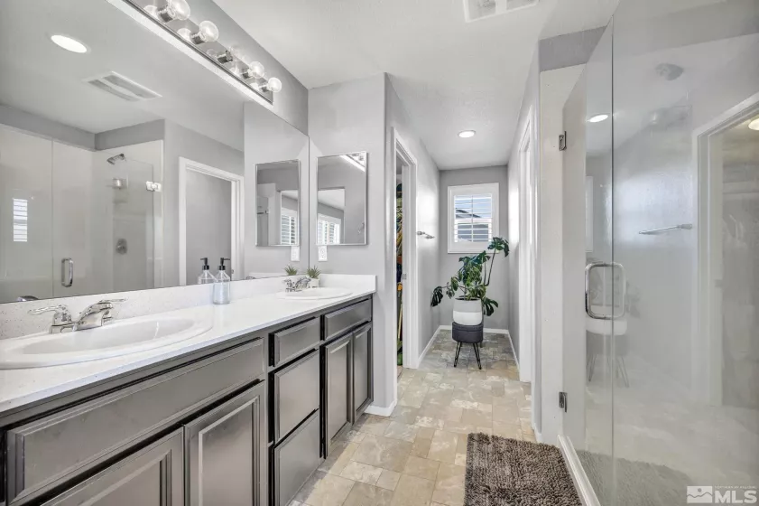 14352 Durham, Reno, Nevada 89506, 4 Bedrooms Bedrooms, ,3 BathroomsBathrooms,Residential,Residential,Durham,250005077