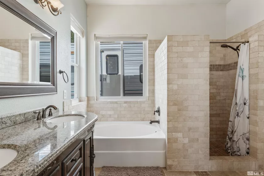 7951 Baleares, Sparks, Nevada 89436, 4 Bedrooms Bedrooms, ,2 BathroomsBathrooms,Residential,Residential,Baleares,250004993
