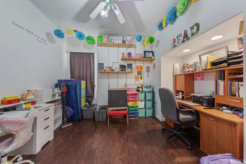 7951 Baleares, Sparks, Nevada 89436, 4 Bedrooms Bedrooms, ,2 BathroomsBathrooms,Residential,Residential,Baleares,250004993