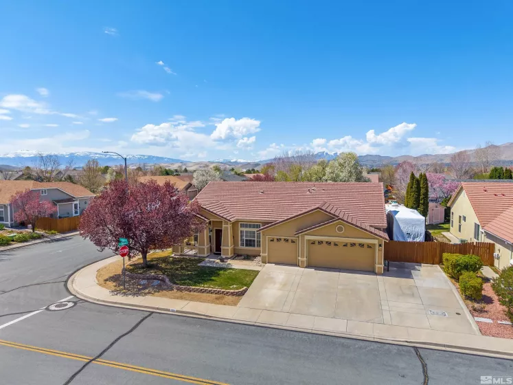 7951 Baleares, Sparks, Nevada 89436, 4 Bedrooms Bedrooms, ,2 BathroomsBathrooms,Residential,Residential,Baleares,250004993