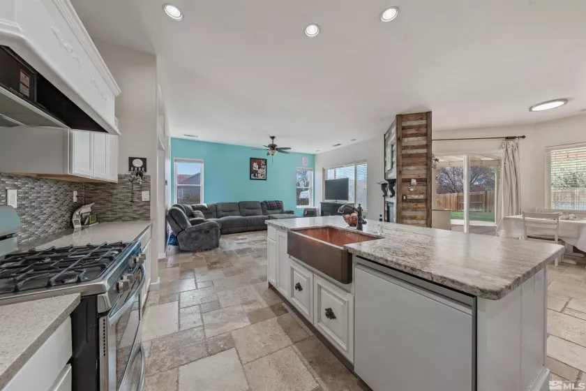 7951 Baleares, Sparks, Nevada 89436, 4 Bedrooms Bedrooms, ,2 BathroomsBathrooms,Residential,Residential,Baleares,250004993