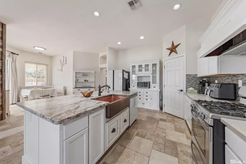 7951 Baleares, Sparks, Nevada 89436, 4 Bedrooms Bedrooms, ,2 BathroomsBathrooms,Residential,Residential,Baleares,250004993