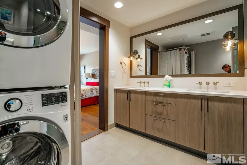 17 Beach Club, Stateline, Nevada 89449, 1 Bedroom Bedrooms, ,2 BathroomsBathrooms,Residential,Residential,Beach Club,250004906