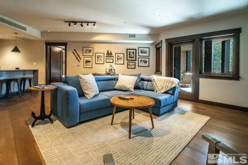 17 Beach Club, Stateline, Nevada 89449, 1 Bedroom Bedrooms, ,2 BathroomsBathrooms,Residential,Residential,Beach Club,250004906