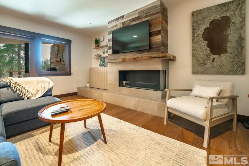 17 Beach Club, Stateline, Nevada 89449, 1 Bedroom Bedrooms, ,2 BathroomsBathrooms,Residential,Residential,Beach Club,250004906