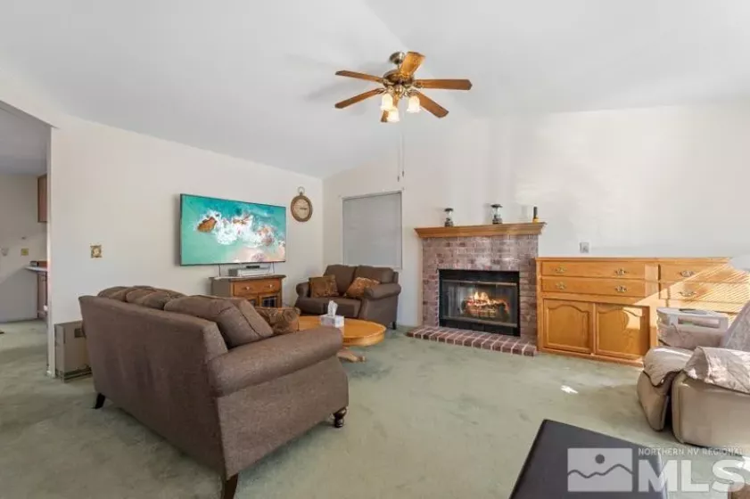 248 Woodlake, Dayton, Nevada 89403, 3 Bedrooms Bedrooms, ,2 BathroomsBathrooms,Residential,Residential,Woodlake,250005054