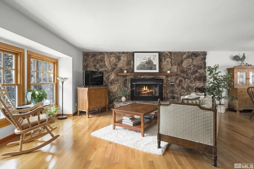 653 Tumbleweed, Incline Village, Nevada 89451, 3 Bedrooms Bedrooms, ,2 BathroomsBathrooms,Residential,Residential,Tumbleweed,250004929
