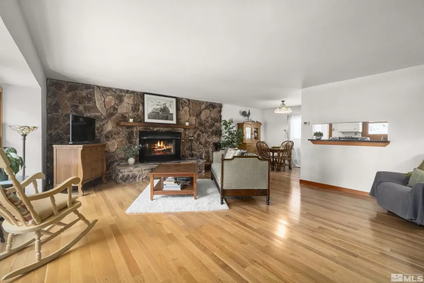 653 Tumbleweed, Incline Village, Nevada 89451, 3 Bedrooms Bedrooms, ,2 BathroomsBathrooms,Residential,Residential,Tumbleweed,250004929