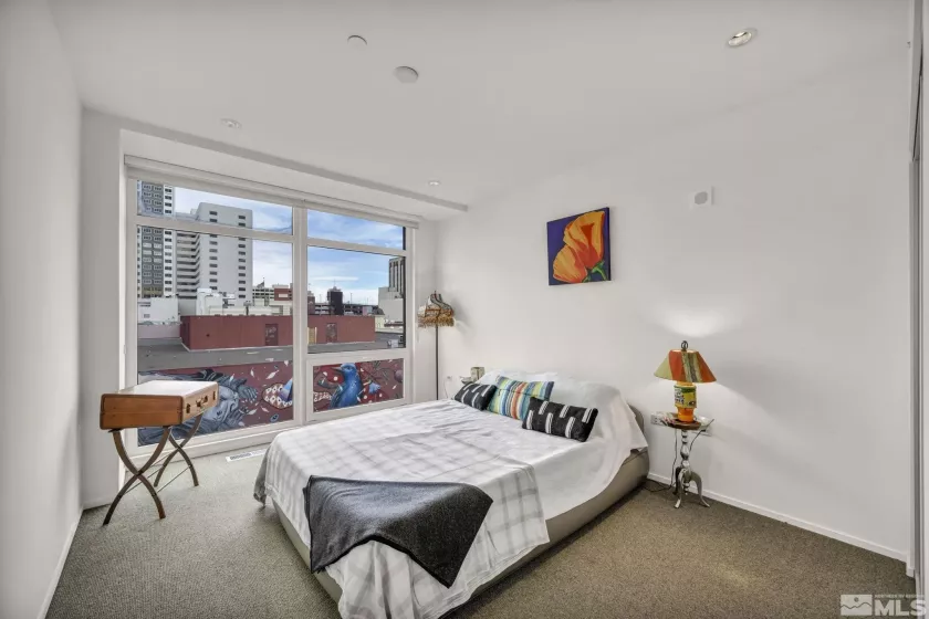 255 Sierra, Reno, Nevada 89501, 3 Bedrooms Bedrooms, ,4 BathroomsBathrooms,Residential,Residential,Sierra,250005249